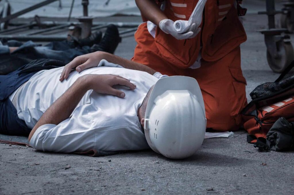 What are the common safety violations in construction work and how can ...