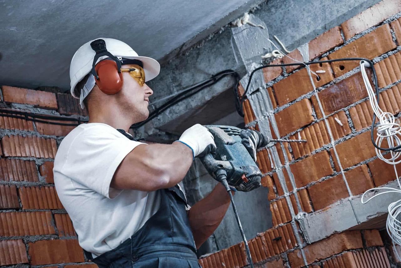 Construction site safety | LetsBuild